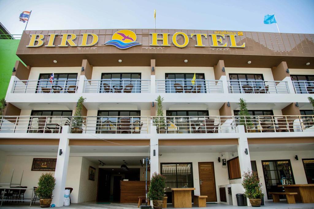 Bird Hotel Chonburi Exterior photo